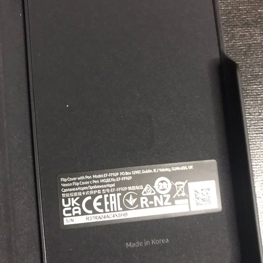 GENUINE Samsung Flip Cover + S Pen Galaxy Z Fold3 5G - Black OPEN BOX ( Pen Is M